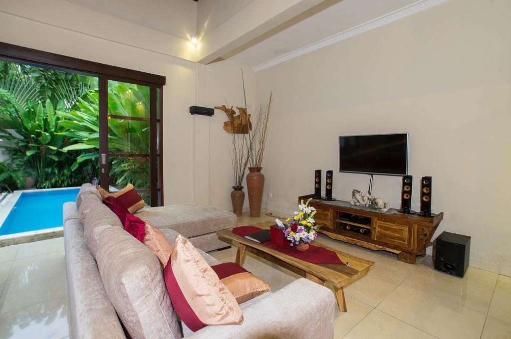 Villa Arushi Seminyak Kültér fotó