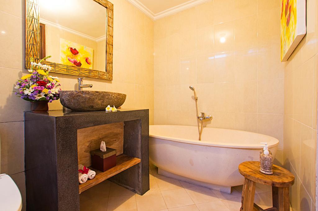 Villa Arushi Seminyak Kültér fotó