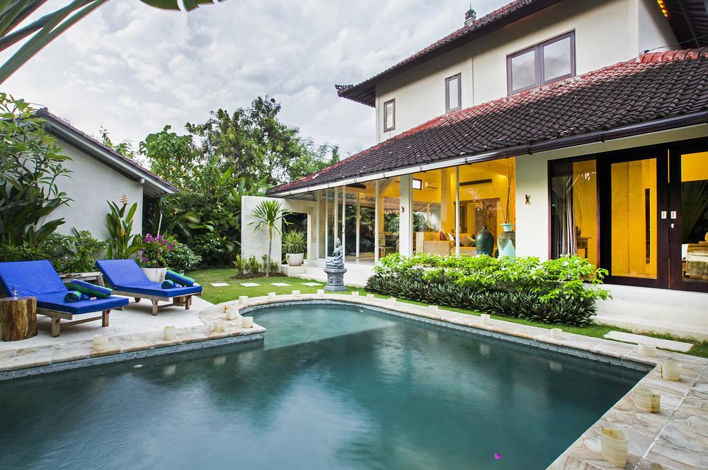 Villa Arushi Seminyak Kültér fotó