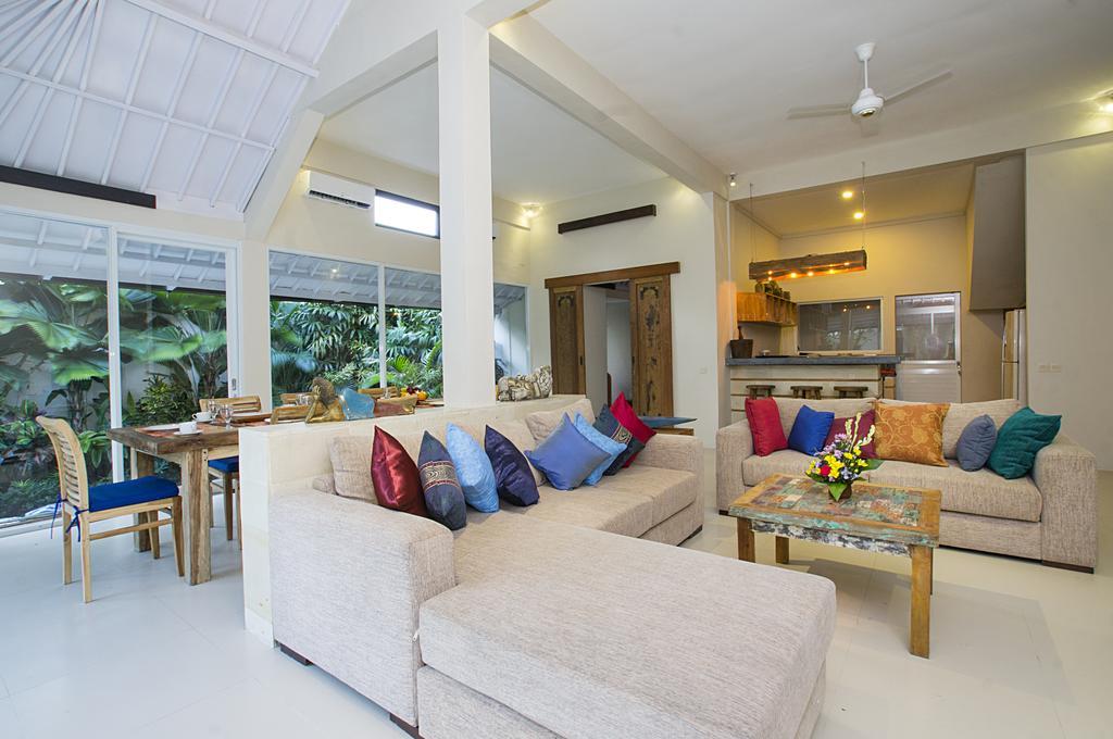 Villa Arushi Seminyak Kültér fotó